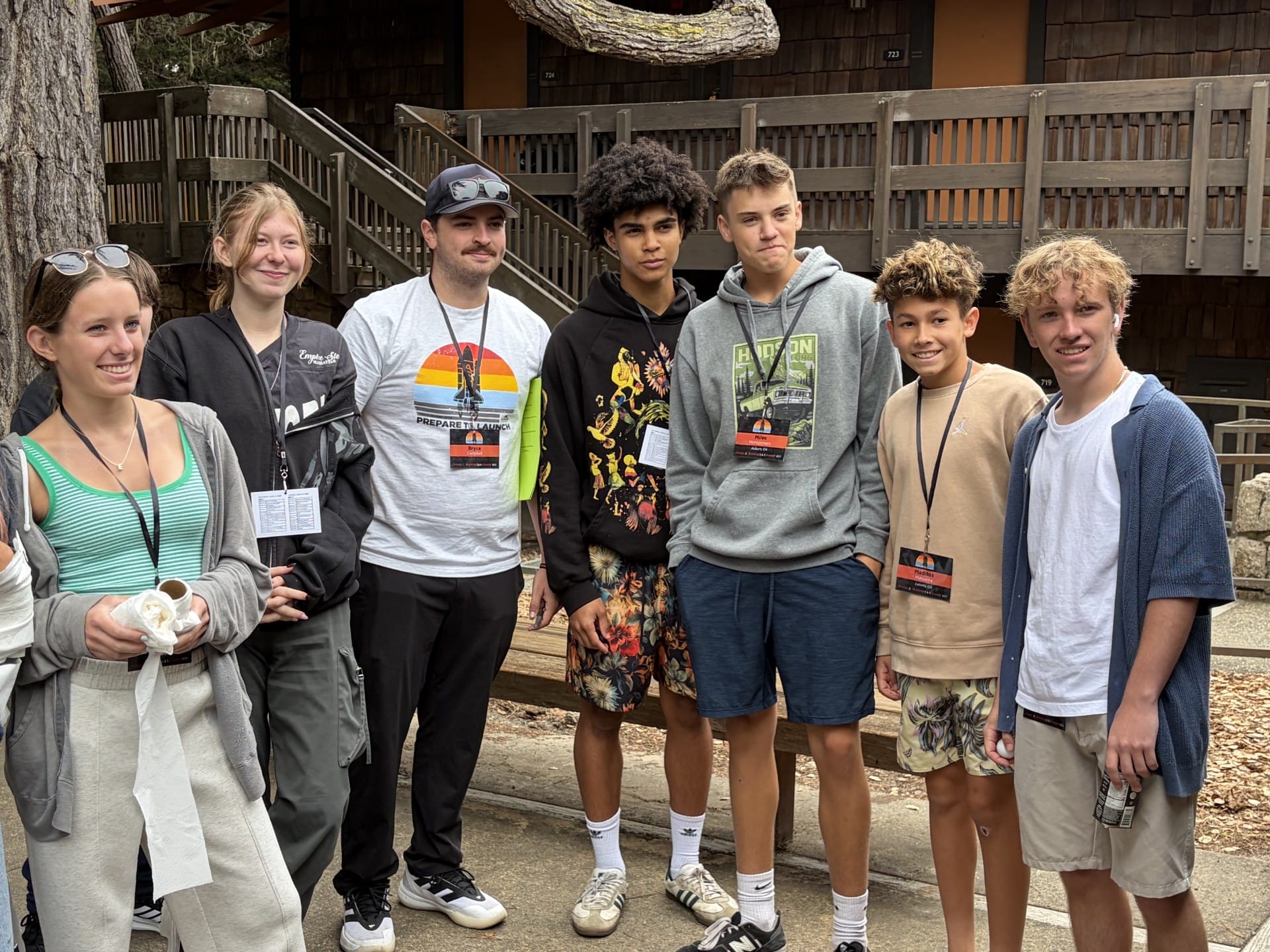 teenagers group together