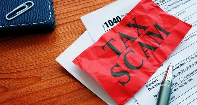 Stay sharp this tax season: Spot the red flags before scammers strike.